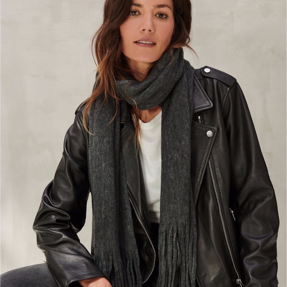 NEW Lucky Brand Scarf Charcoal Gray